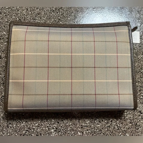 Vintage Burberrys Nova Check Clutch NWT - Picture 3 of 9